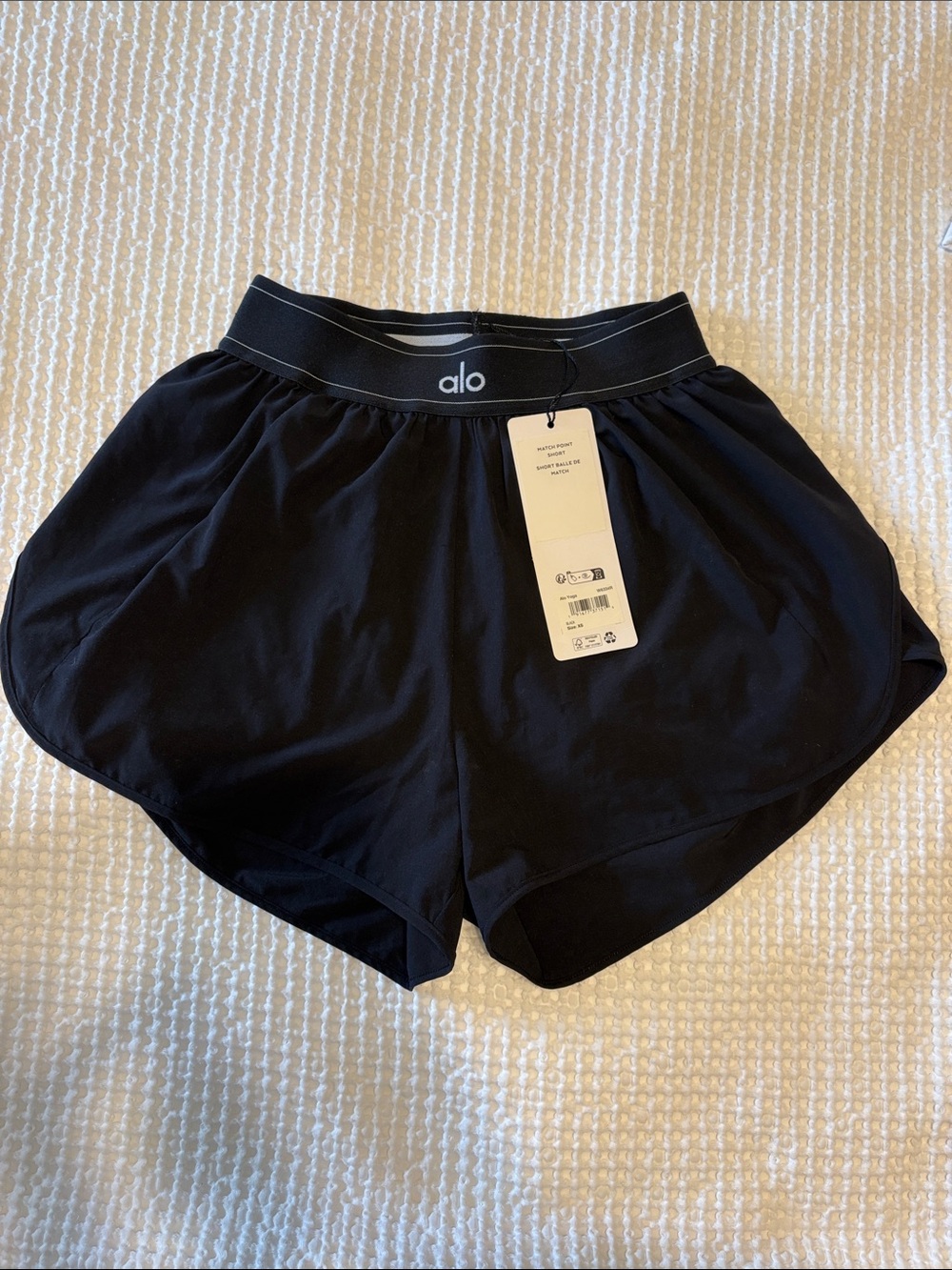 NWT ALO Yoga Match Point Short